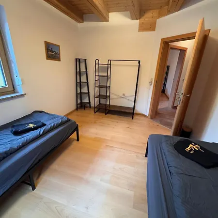 Geschlossen - * Altensam