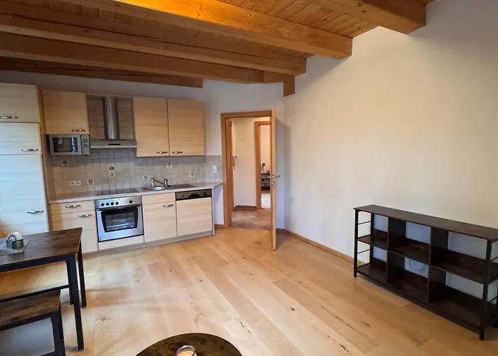 Geschlossen - * Altensam